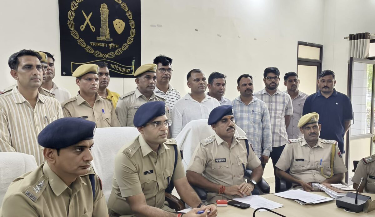 कुल्हाड़ी से निर्मम हत्या