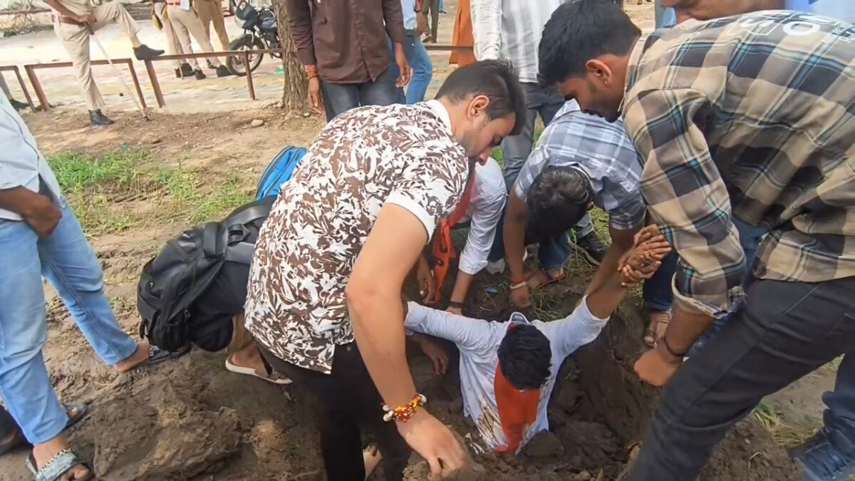 छात्र संघ चुनाव बवाल