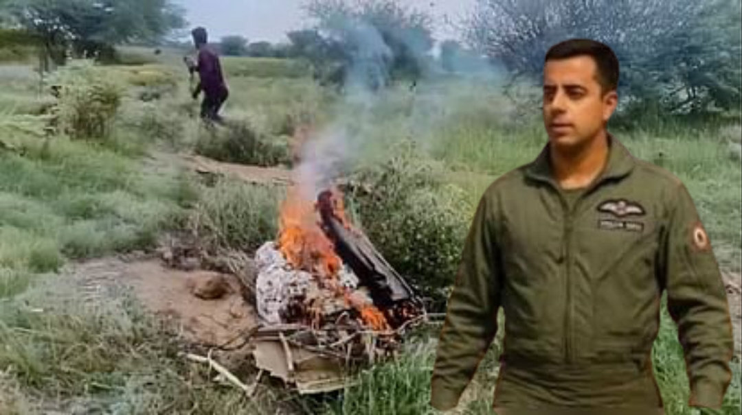 Fighter Plane Crash : जिसके सिर पर देखना था शादी का सेहरा, उसी को मौत के कफ़न में देखा, रुला देगी कहानी