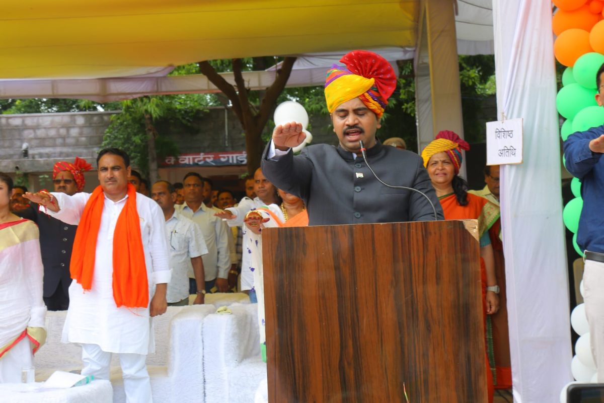 स्वतंत्रता दिवस पर प्रस्तुतियों ने लोगों का मनमोहा, जानिए धौलपुर में कैसा रहा समारोह