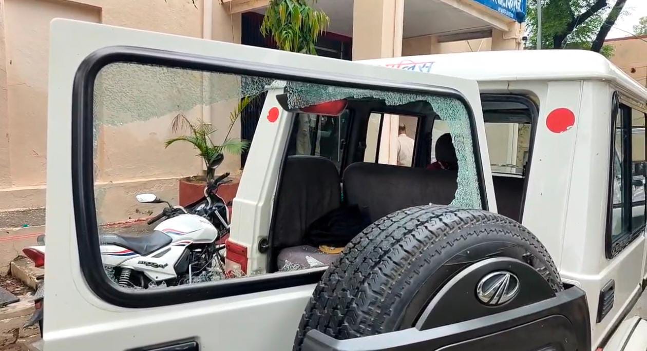 बस्ती में