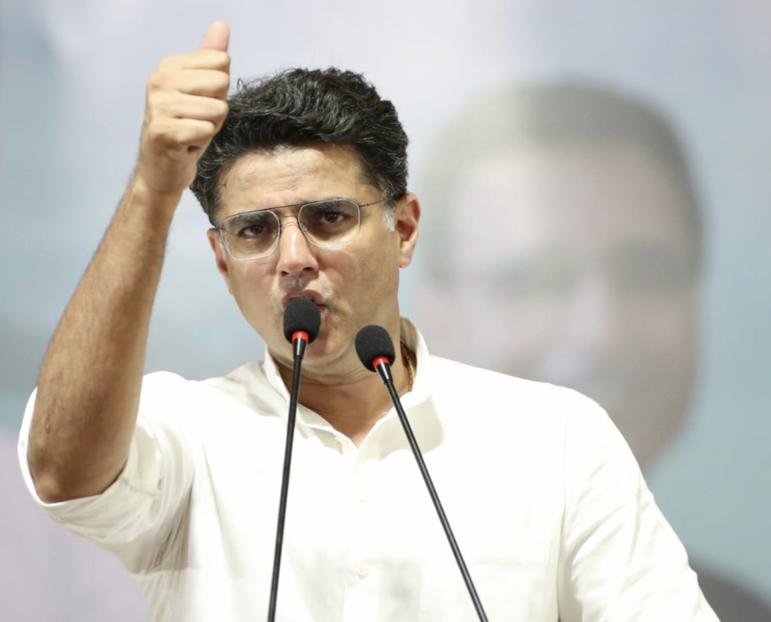 बीजेपी नेता के सामने क्यों लगे सचिन पायलट के नारे, गूंज गया पंडाल