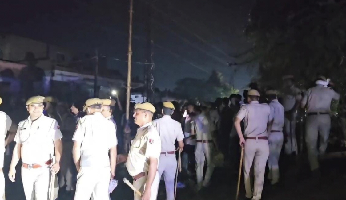 टोंक में बीती रात अचानक क्यों मच गया बवाल, पुलिस के भी फूले हाथ पैर