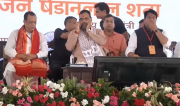 सीएम ने पाली में अचानक क्यों रोक दिया कार्यक्रम, मंच से चले गए एक तरफ, फिर…?