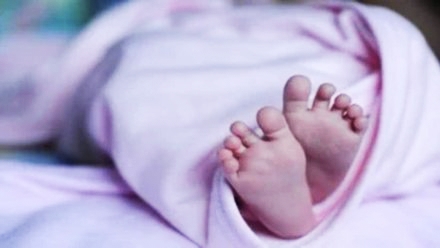 नवजात बच्चे को दो घंटे बाद मार दिया उसकी मां ने, फिर कहा मुझसे गलती हो गई, हैरान कर देगी खबर