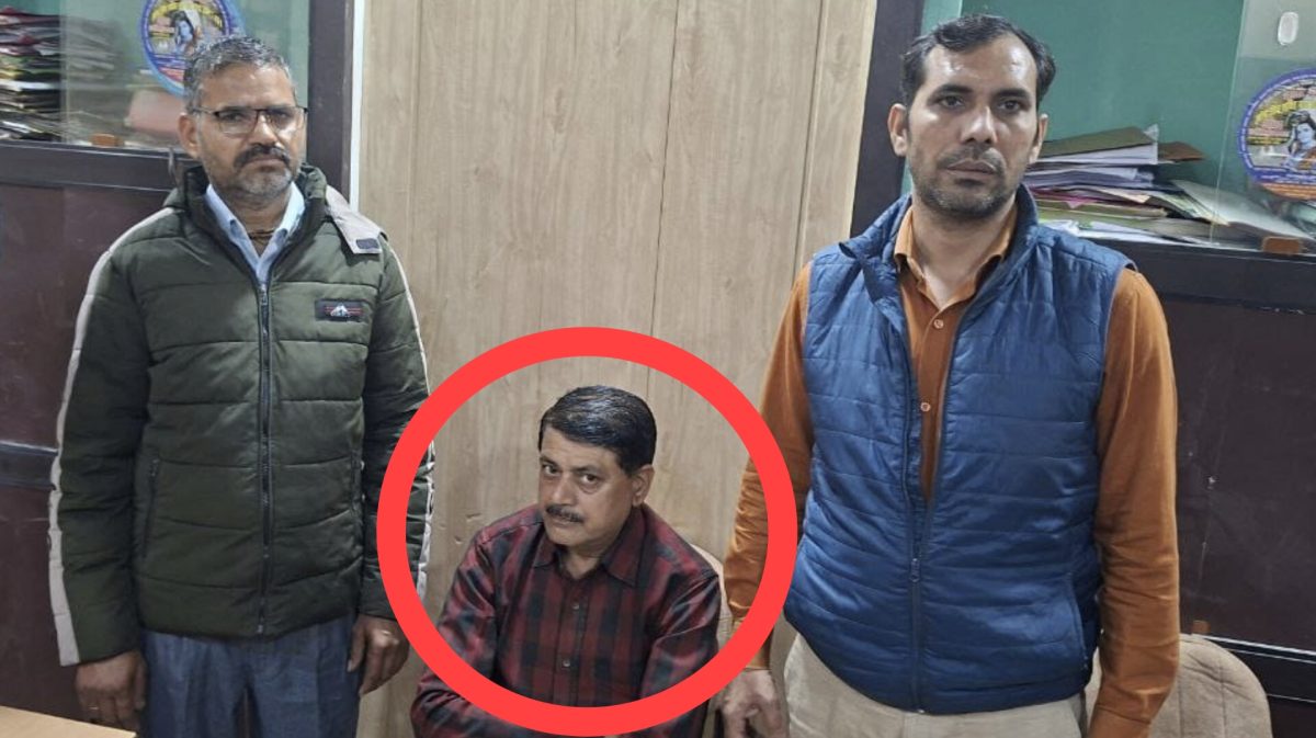 धौलपुर में एसीबी का धमाका, मंडी सचिव को रिश्वत के साथ दबोचा