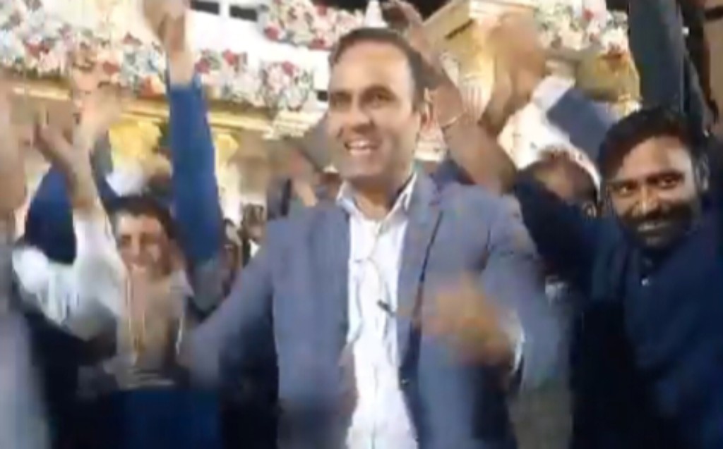 चौंमू एसडीएम के डांस के वीडियो ने मचा दिया गदर, जानिए क्यों बीएलओ के साथ नाचे, देखिए Video