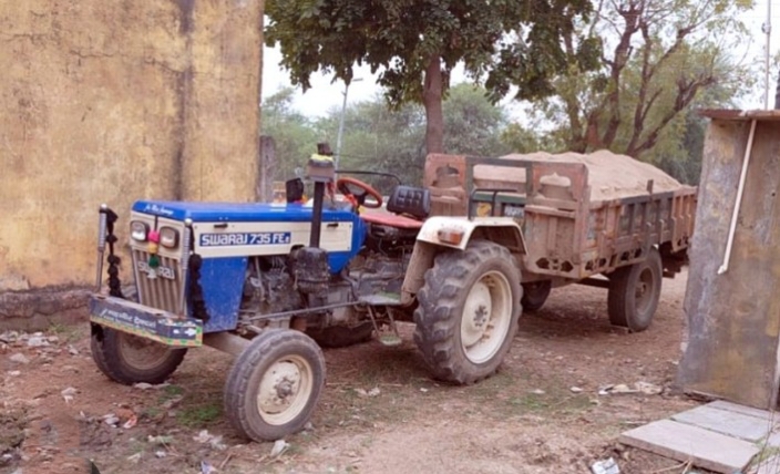 वनकर्मी पर बजरी माफियाओं का टूटा कहर, ट्रैक्टर ट्राॅली से कुचल दिया, इलाके में मच गई सनसनी