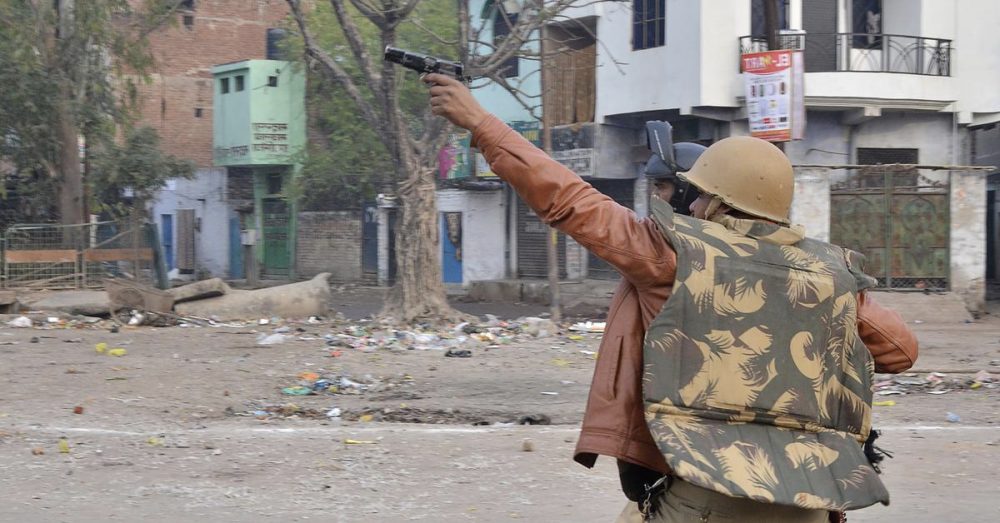 कोटा में पुलिस और हिस्ट्रीशीटर के बीच ताबडतोड़ फायरिंग, दहशत में लोग घरों में घुस गए