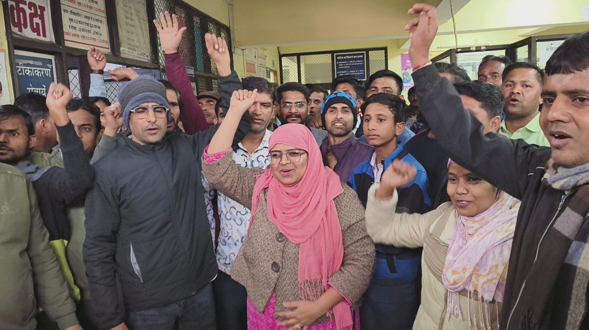 अस्पताल में रात को सिरफिरों का जमकर उत्पात, मारपीट के बाद की जमकर तोड़फोड, जानिए पूरा मामला