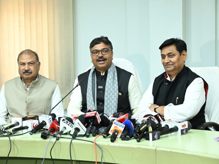 विधानसभा में बजट के बीच सो गए तीन मंत्री! कृषि मंत्री को तो गोविंद सिंह डोटासरा ने जगाया! जानिए मामला