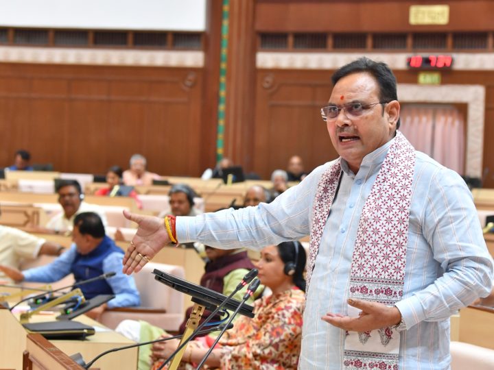 विधानसभा से भग गया विपक्ष! सरकार बनाम विपक्ष का जमकर घमासान, CM ने दी बहस की चुनौती, जानिए सच्चाई