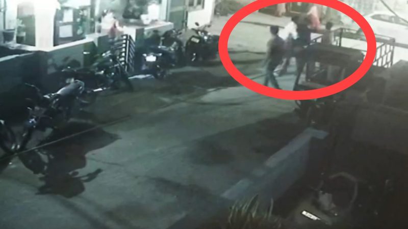 रात में घर के बाहर डांस पार्टी, फिर अचानक बदल गई फाइट पार्टी में, देखिए CCTV