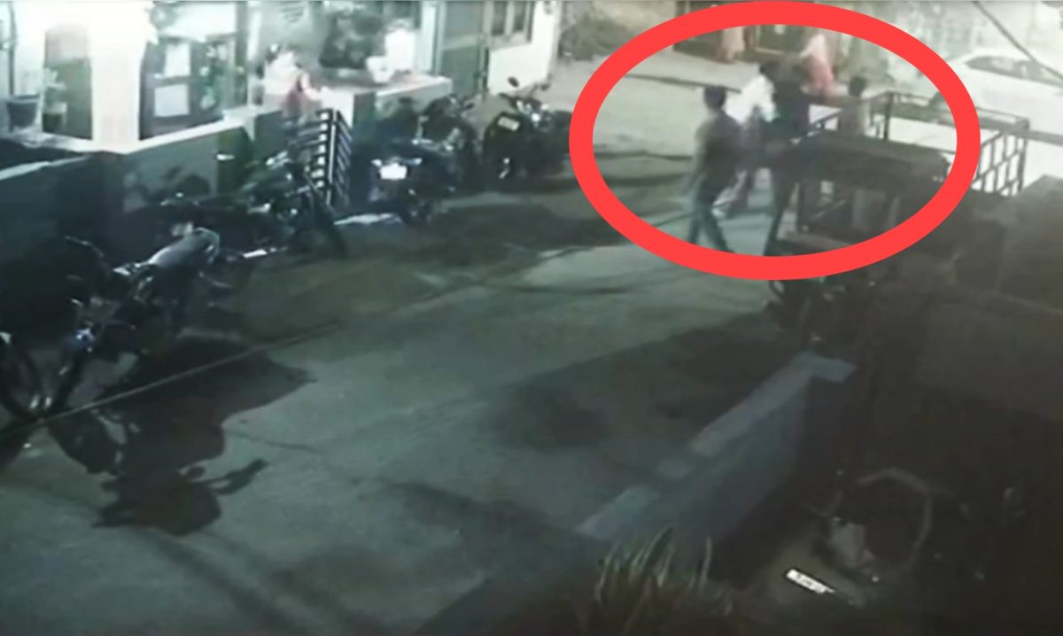 रात में घर के बाहर डांस पार्टी, फिर अचानक बदल गई फाइट पार्टी में, देखिए CCTV