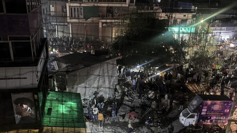 कोटा हादसा! तीन मंजिला बिल्डिंग ताश के पत्तों की तरह ढ़ह, 2 लोगों की मौत, एक दर्जन से अधिक घायल, जानिए अपडेट